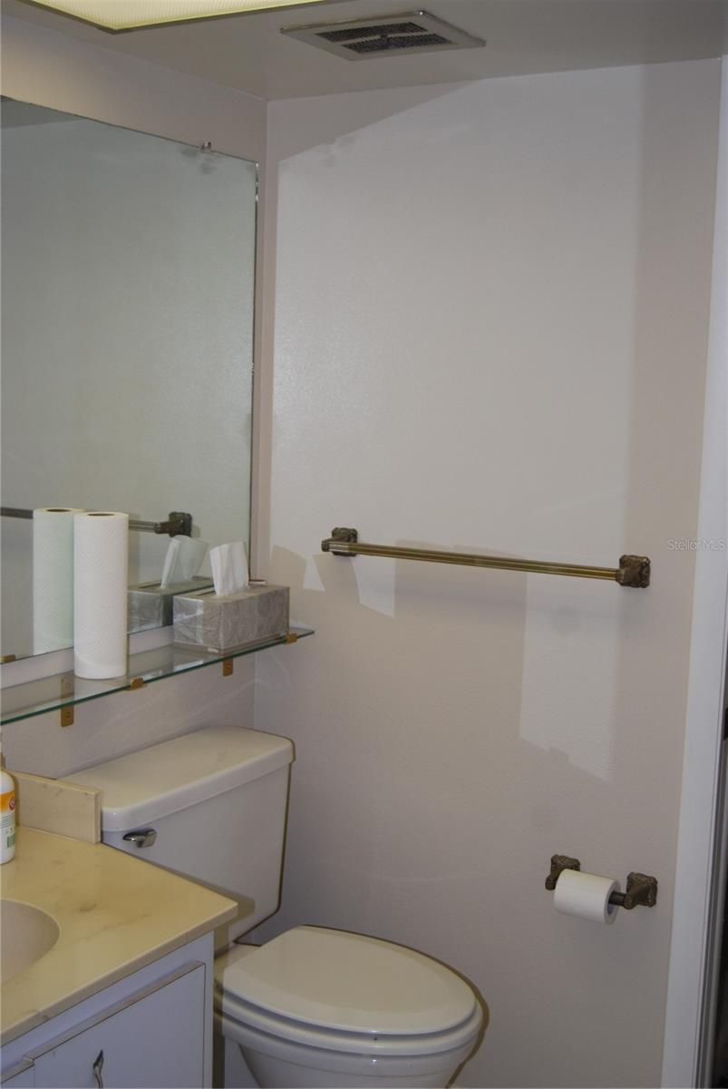 Image 31 of 57 For 2650 Pearce Drive 106