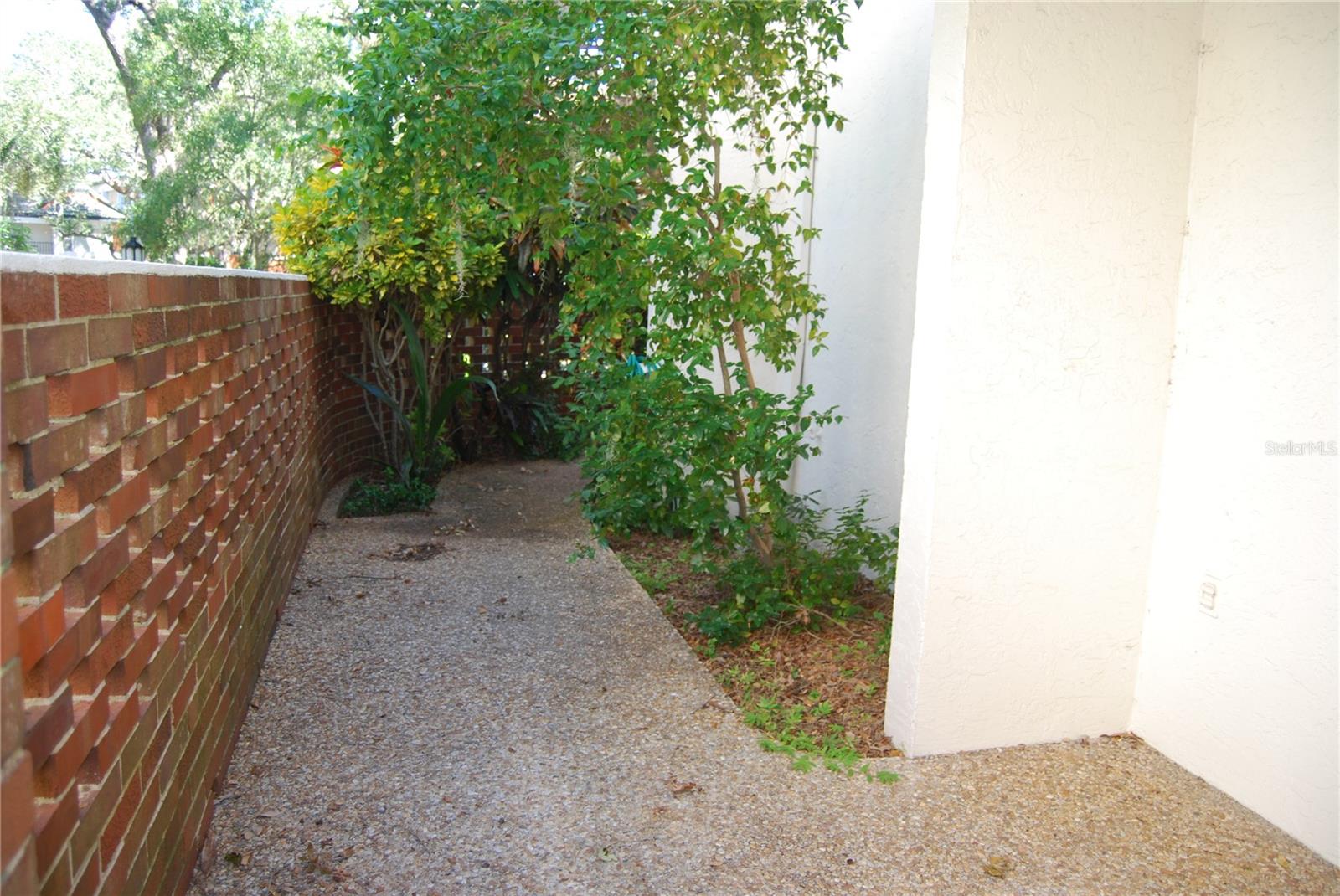 Image 37 of 57 For 2650 Pearce Drive 106