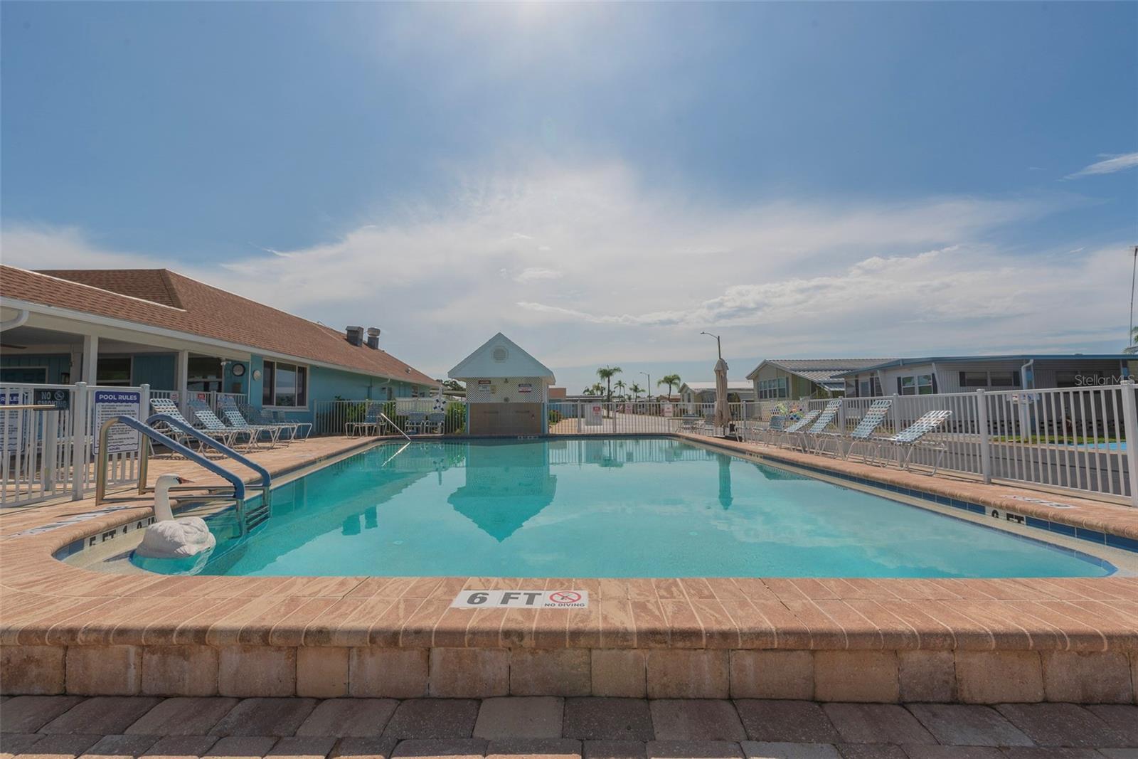 Image 2 of 70 For 3301 Alt 19  404