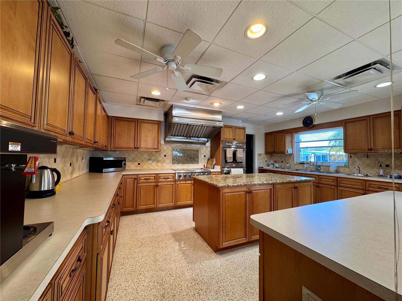 Image 65 of 70 For 3301 Alt 19  404