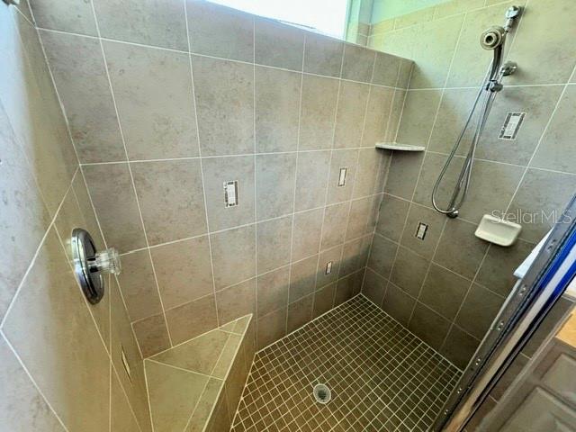 Image 24 of 36 For 5224 Esplande Court