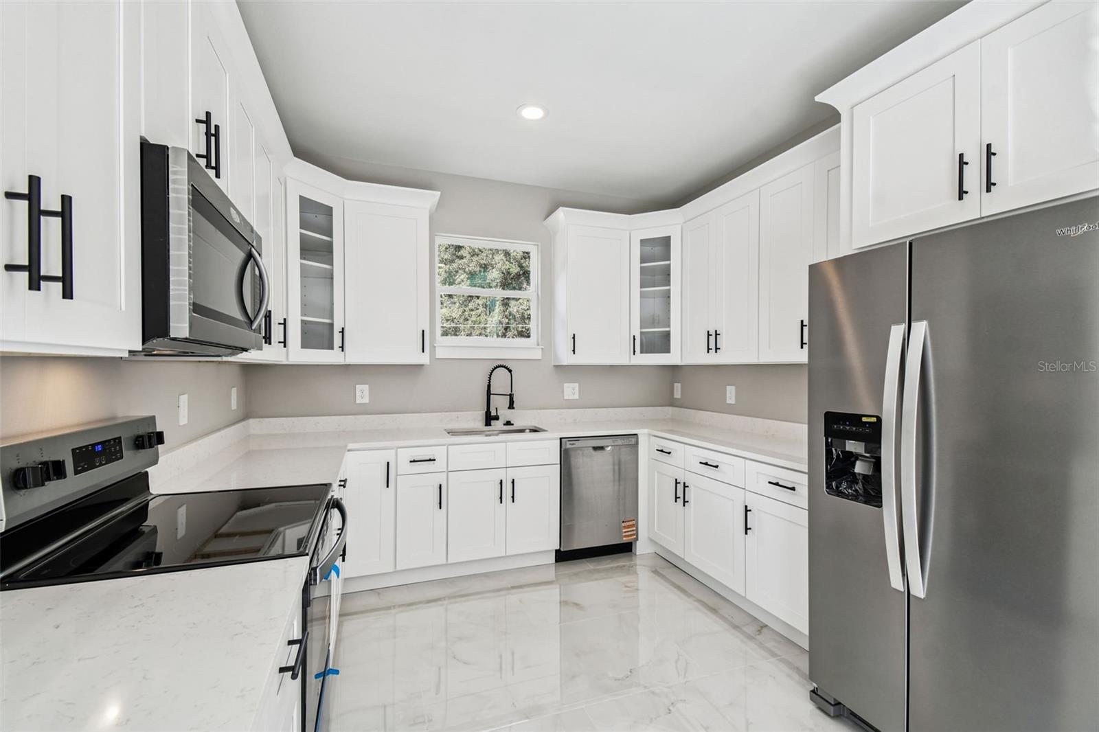 Image 18 of 64 For 145 Orange Avenue