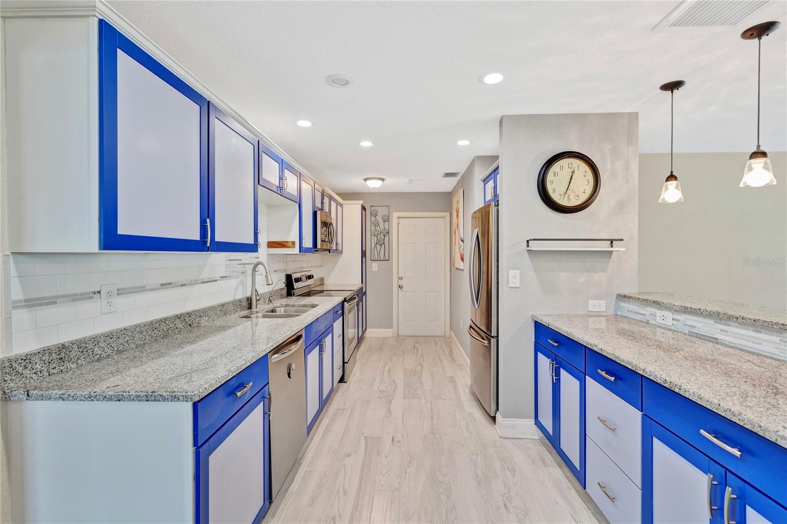 Image 10 of 42 For 3260 Parkway Place