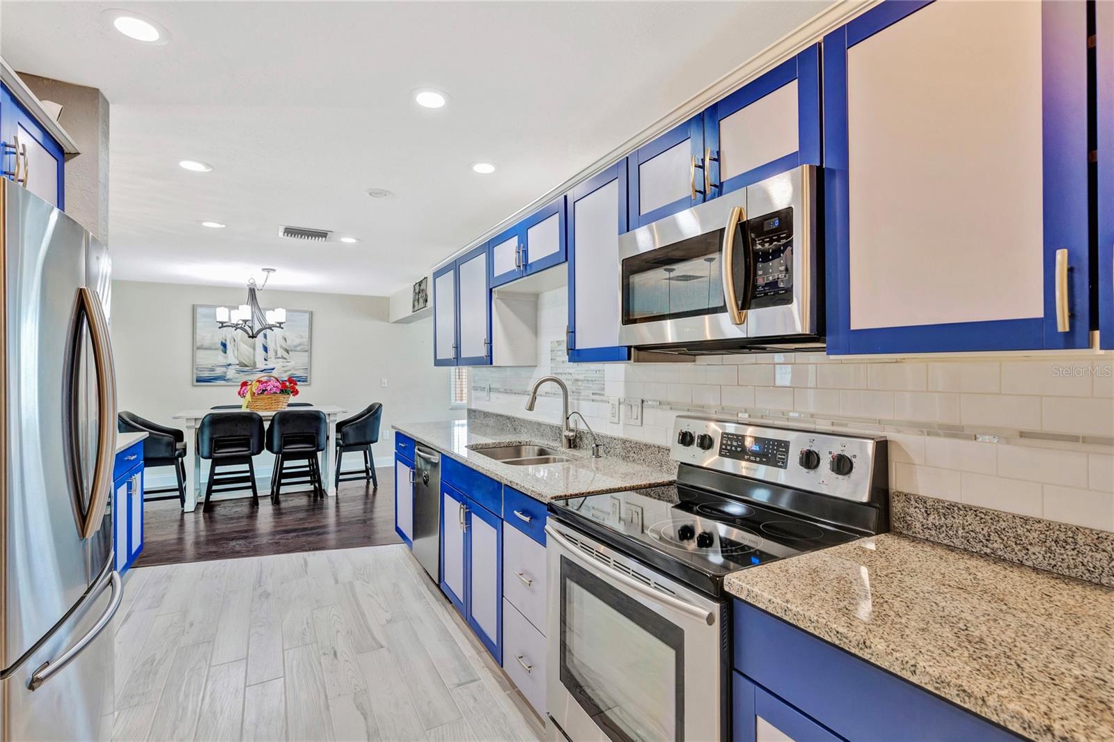 Image 12 of 42 For 3260 Parkway Place