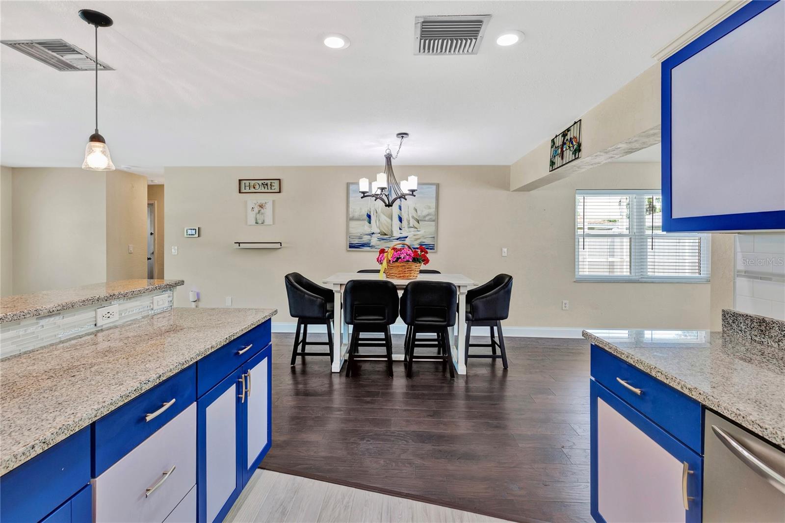 Image 13 of 42 For 3260 Parkway Place