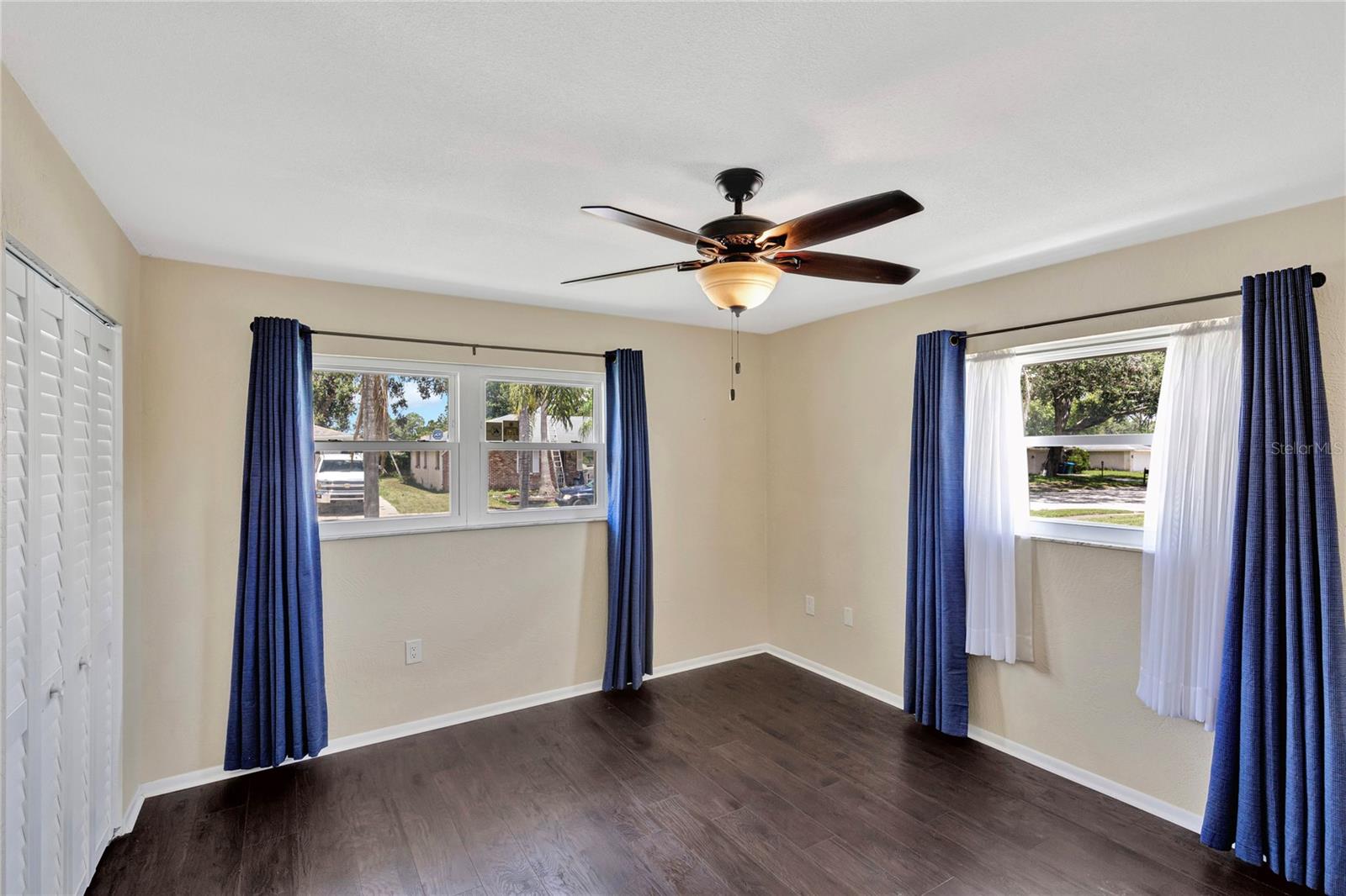 Image 17 of 42 For 3260 Parkway Place