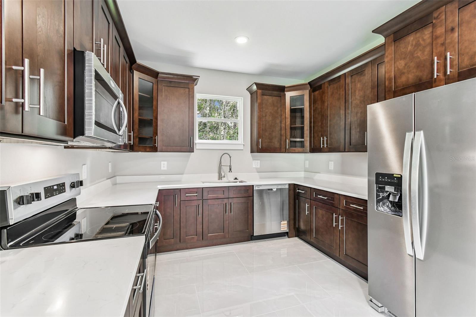 Image 20 of 64 For 300 Lemon Avenue