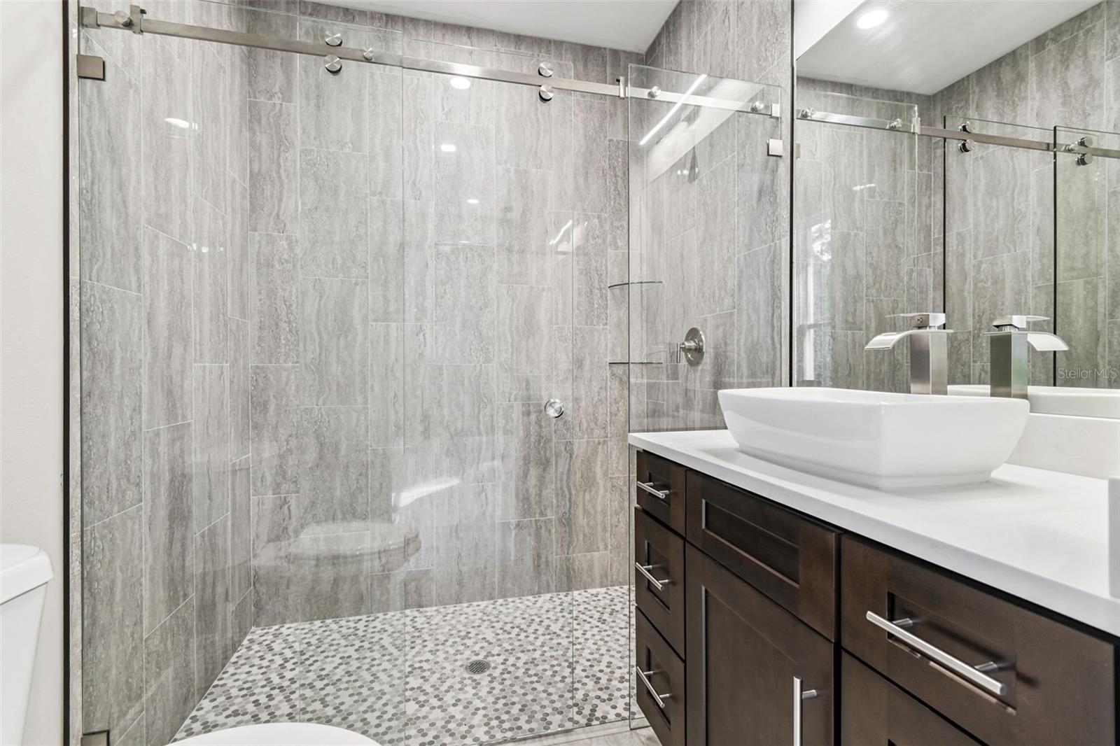 Image 28 of 64 For 300 Lemon Avenue