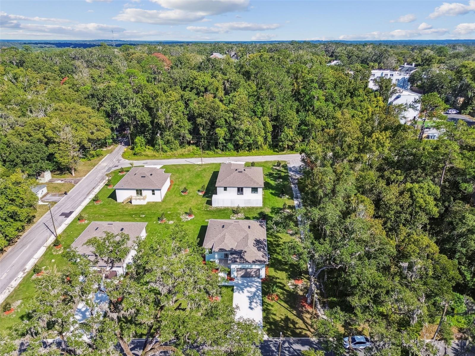 Image 50 of 64 For 300 Lemon Avenue