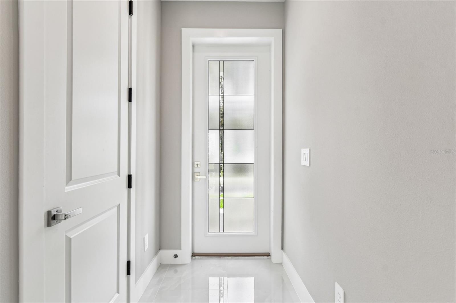 Image 9 of 64 For 300 Lemon Avenue