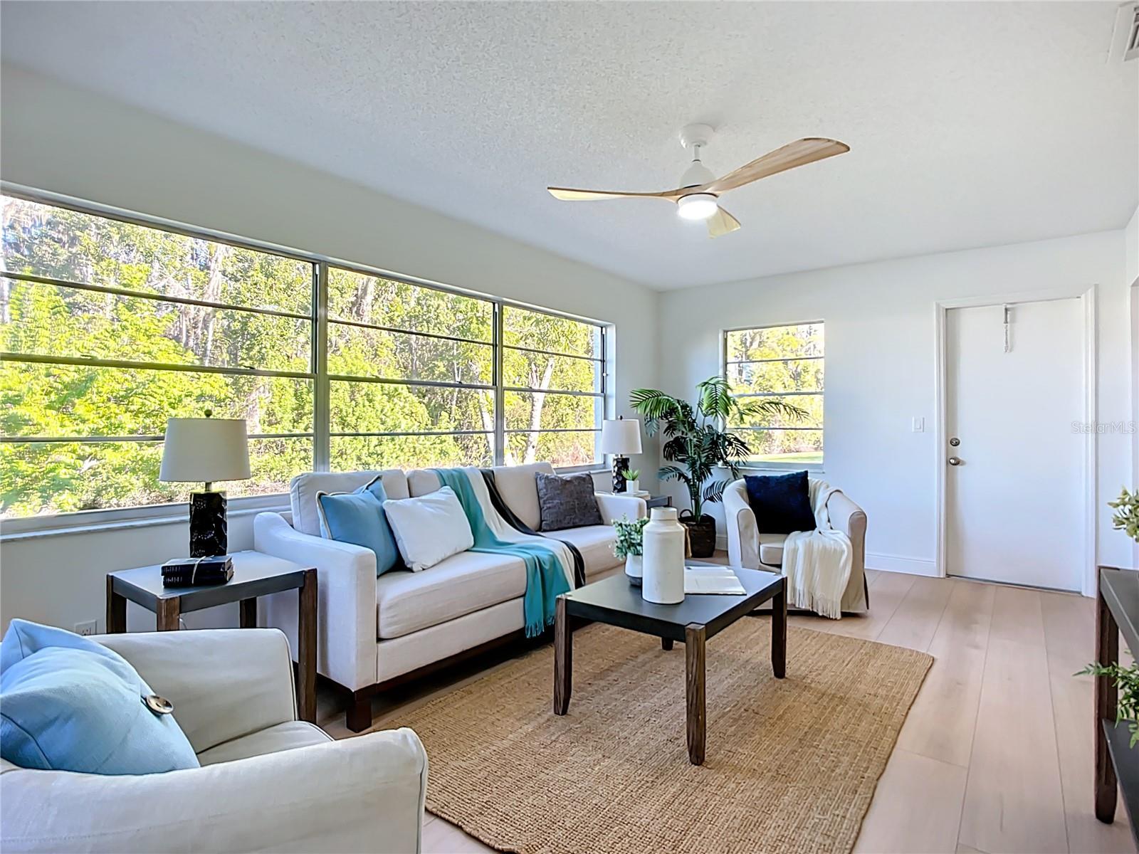 Image 13 of 41 For 2014 Hampstead Circle