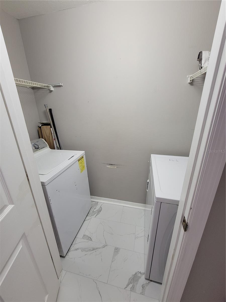 Image 28 of 46 For 5608 Pinnacle Heights Circle 302