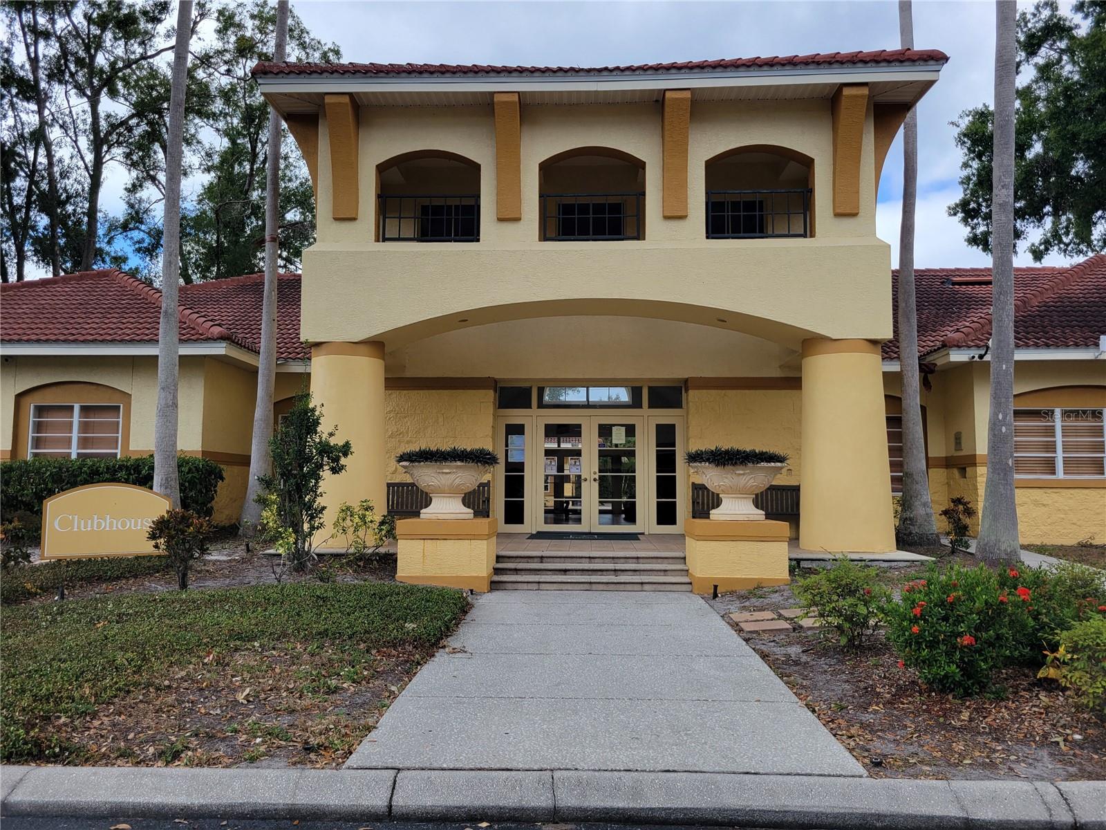 Image 32 of 46 For 5608 Pinnacle Heights Circle 302