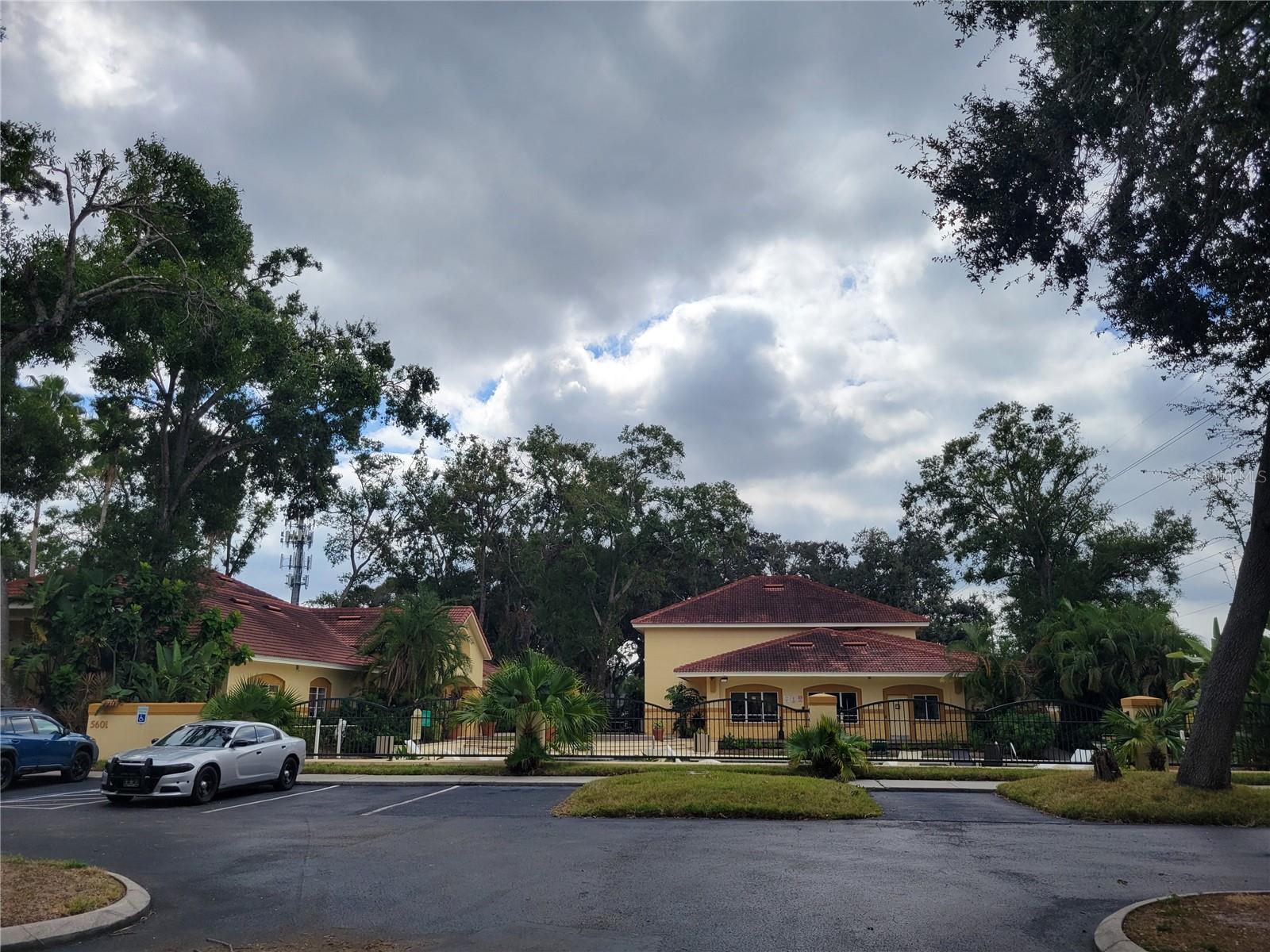 Image 44 of 46 For 5608 Pinnacle Heights Circle 302