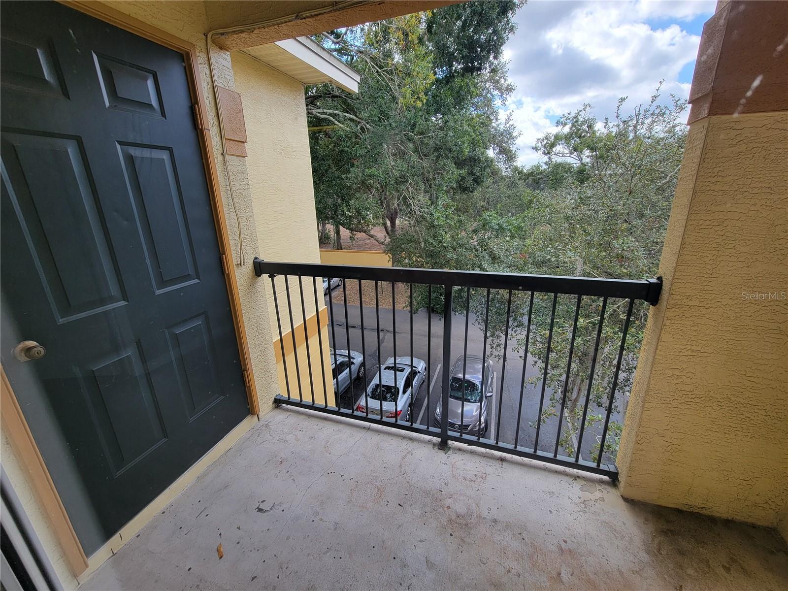 Image 5 of 46 For 5608 Pinnacle Heights Circle 302