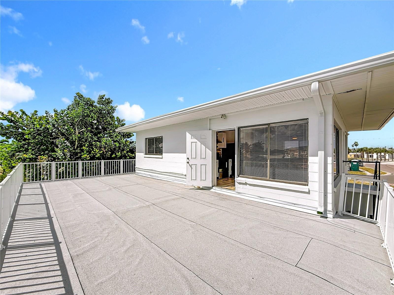 Image 27 of 48 For 497 Normandy Road 2