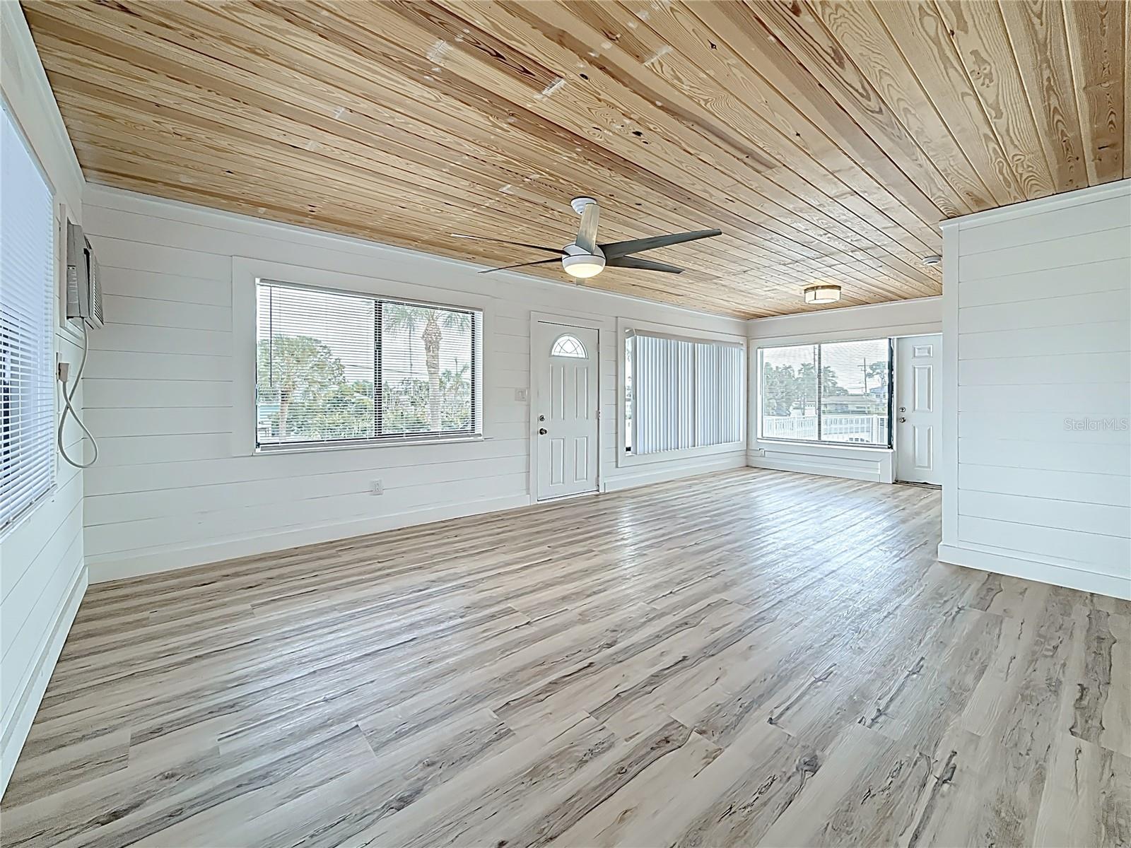 Image 9 of 48 For 497 Normandy Road 2