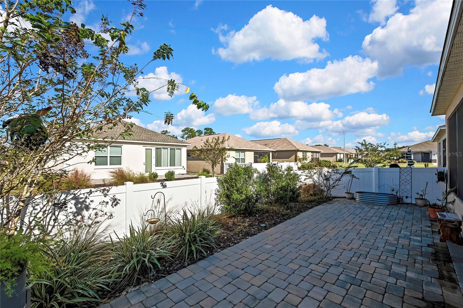 Image 33 of 39 For 9764 100th Avenue Road