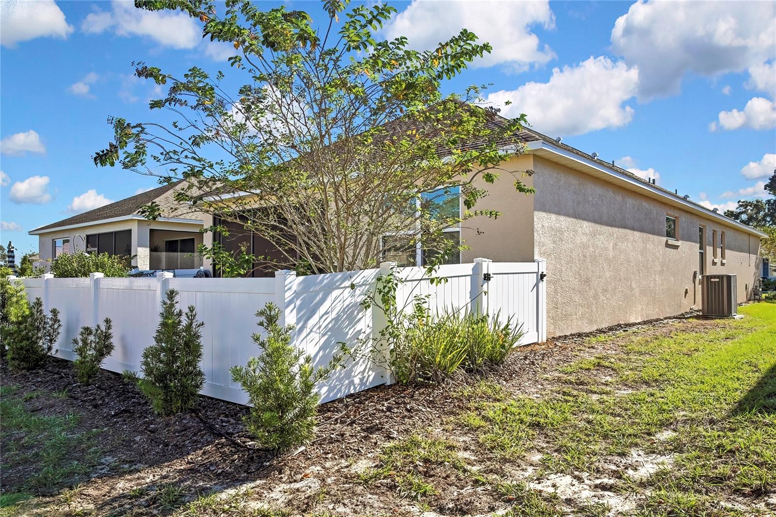 Image 38 of 39 For 9764 100th Avenue Road