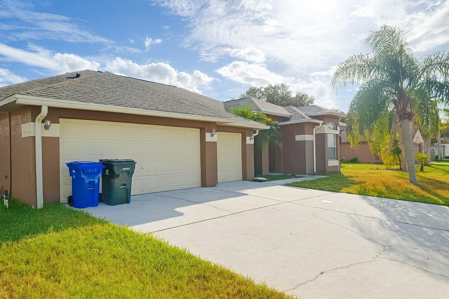 Image 2 of 9 For 12032 Timberhill Drive