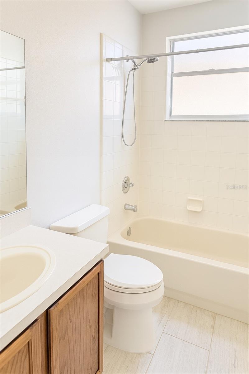 Image 7 of 9 For 12032 Timberhill Drive