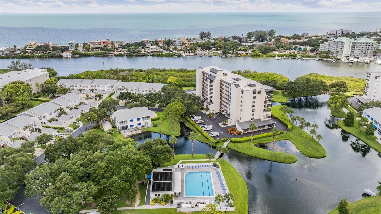 Image 32 of 49 For 11300 Harbor Way 1735