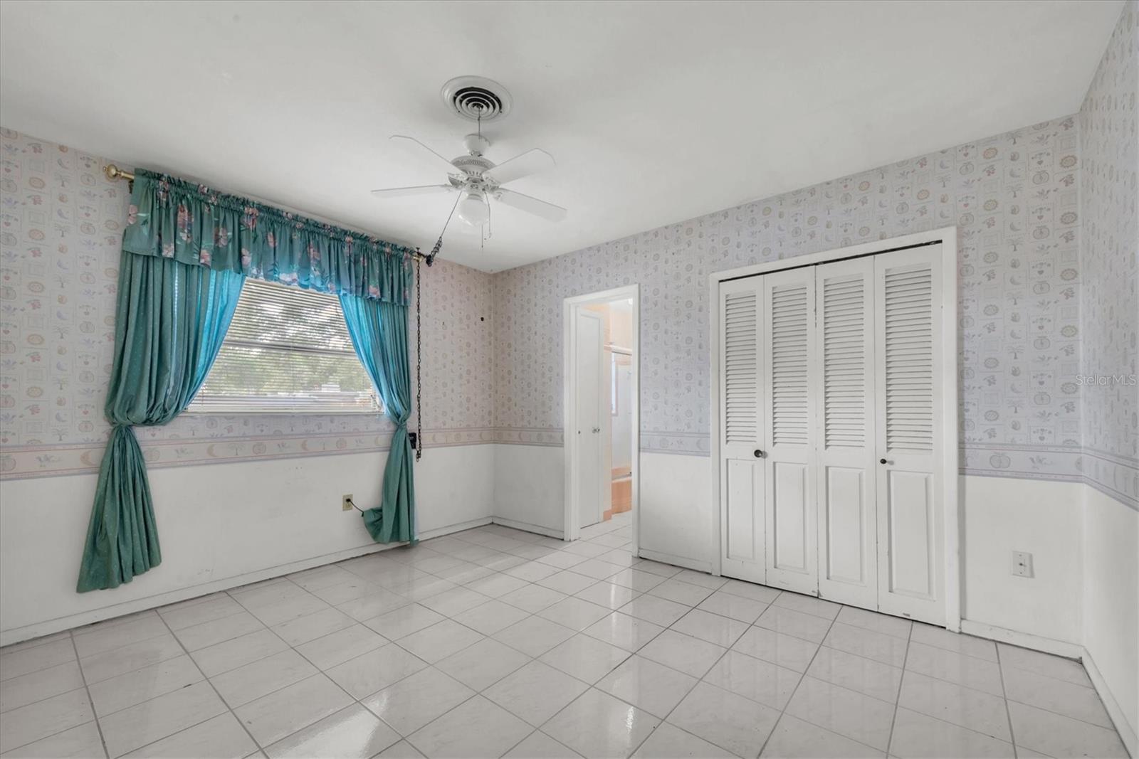 Image 34 of 52 For 7 Maywood Avenue