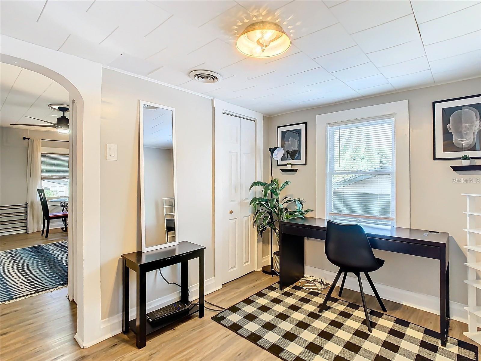 Image 12 of 18 For 303 Paris Street B