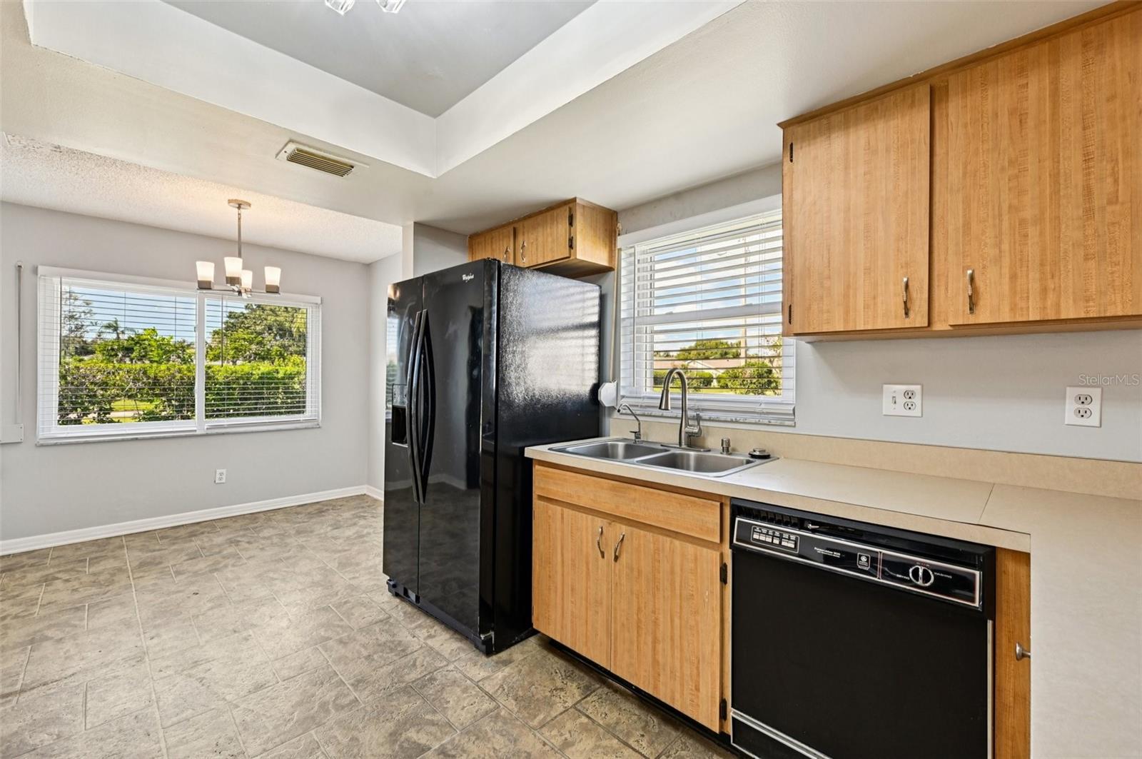 Image 14 of 55 For 2421 Lancaster Drive