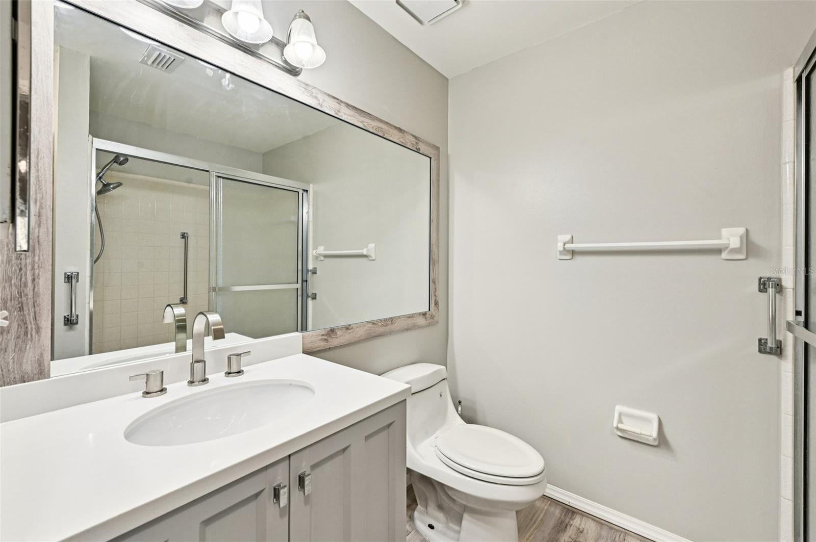Image 22 of 55 For 2421 Lancaster Drive