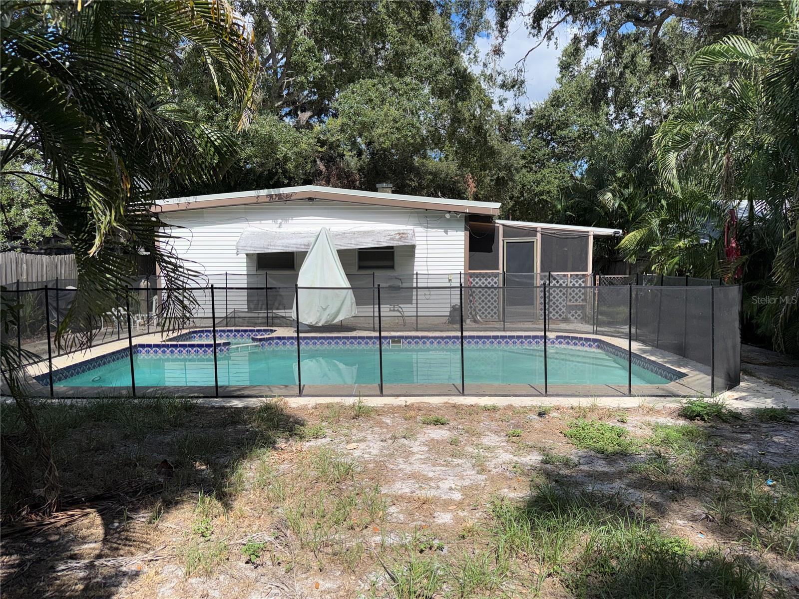 Image 10 of 17 For 3110 Price Avenue