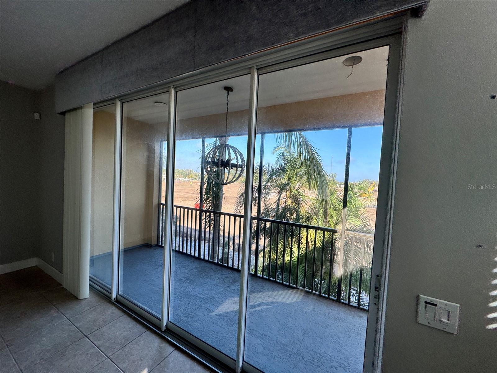 Image 12 of 41 For 1143 Venetian Harbor Drive Ne