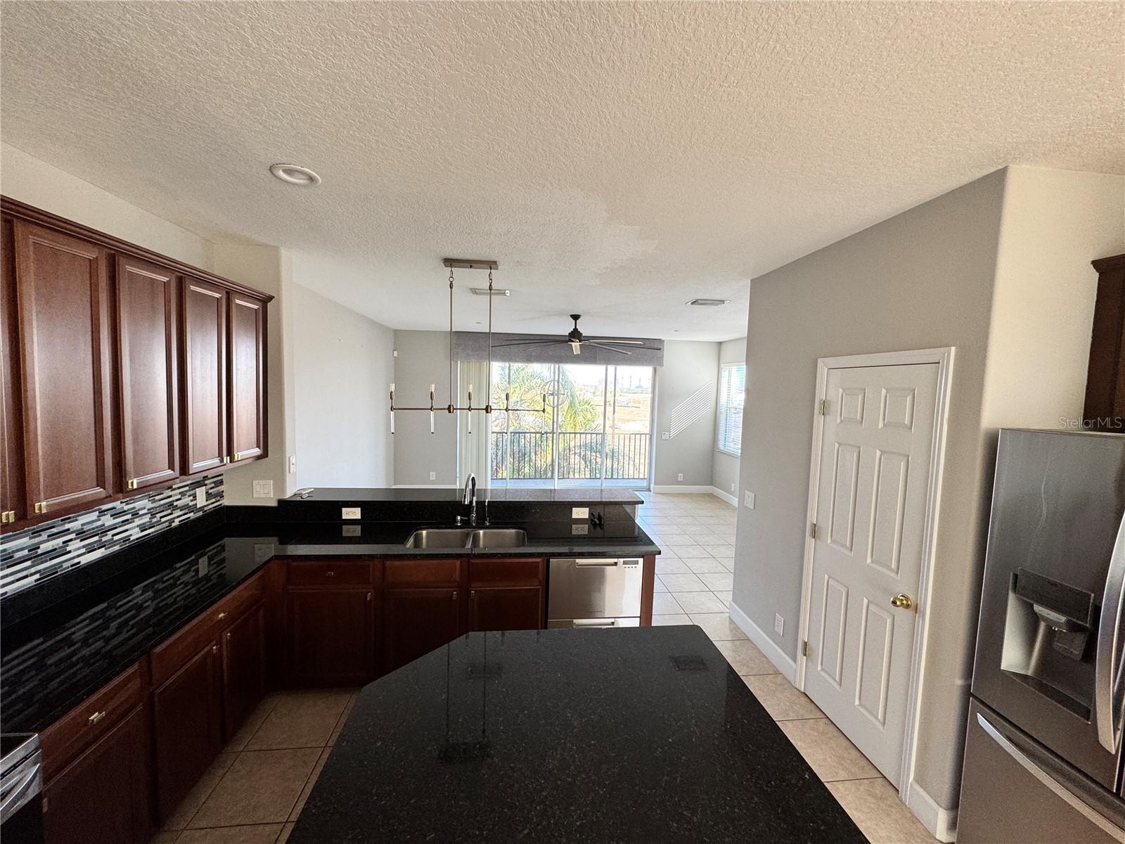 Image 20 of 41 For 1143 Venetian Harbor Drive Ne
