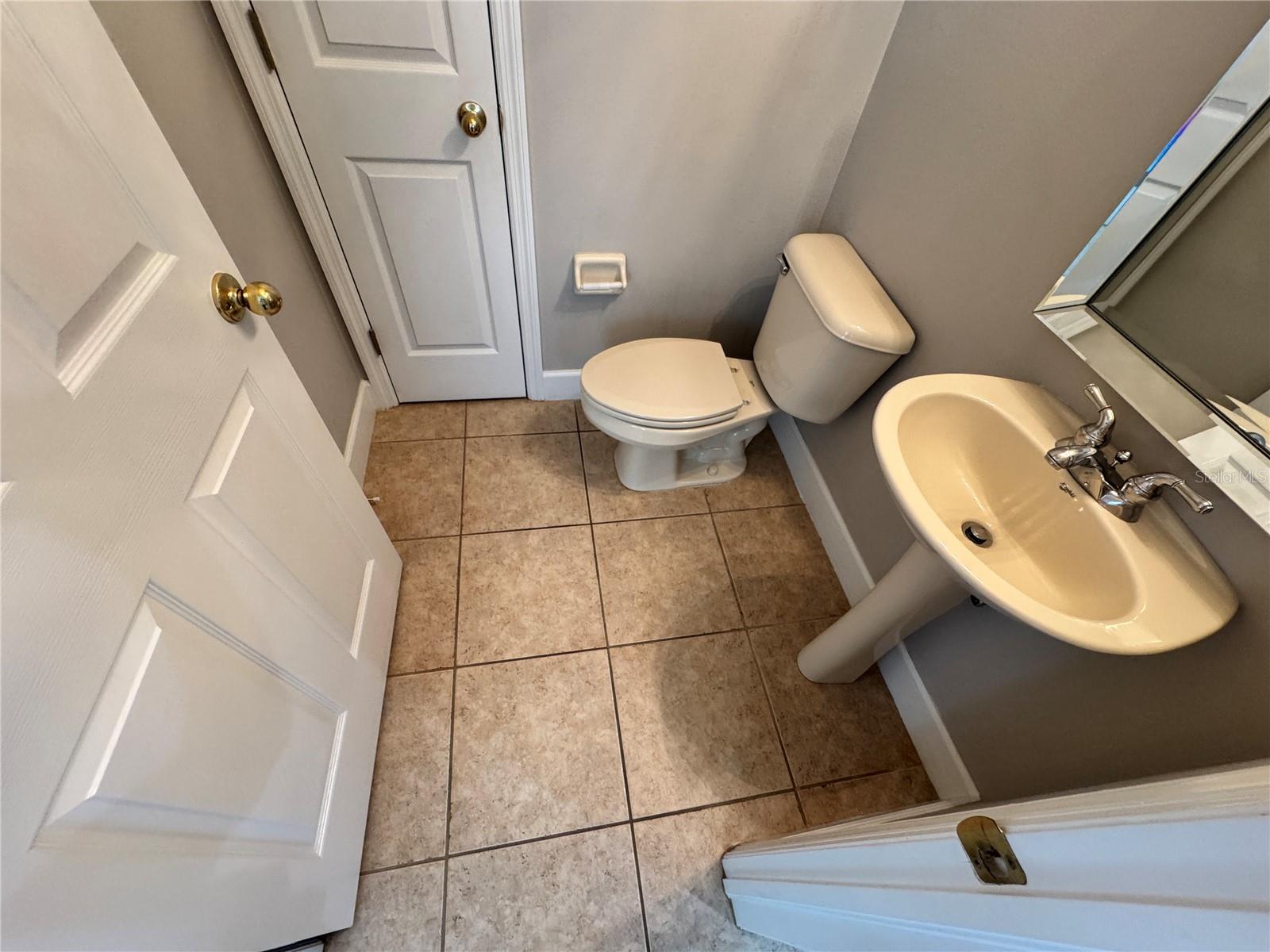 Image 22 of 41 For 1143 Venetian Harbor Drive Ne