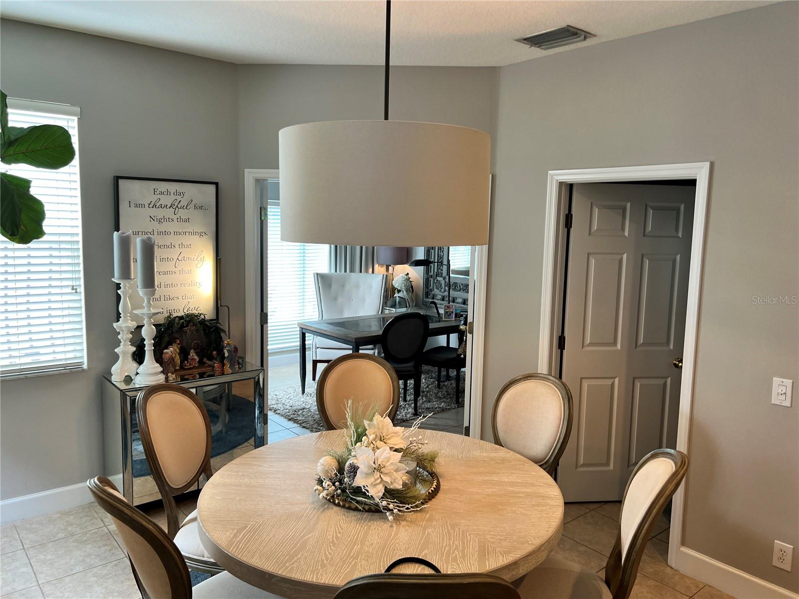 Image 23 of 41 For 1143 Venetian Harbor Drive Ne