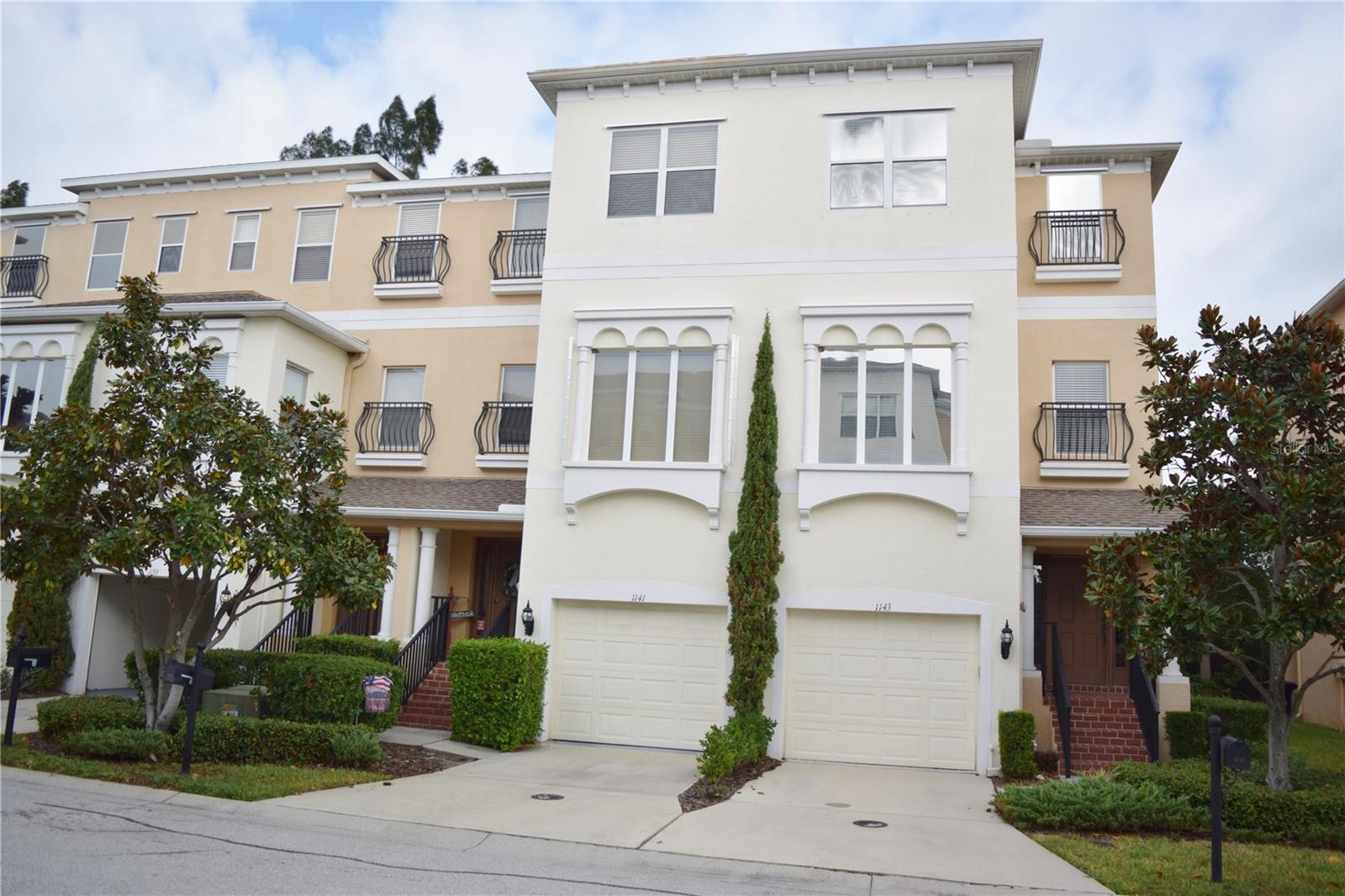 Image 3 of 41 For 1143 Venetian Harbor Drive Ne