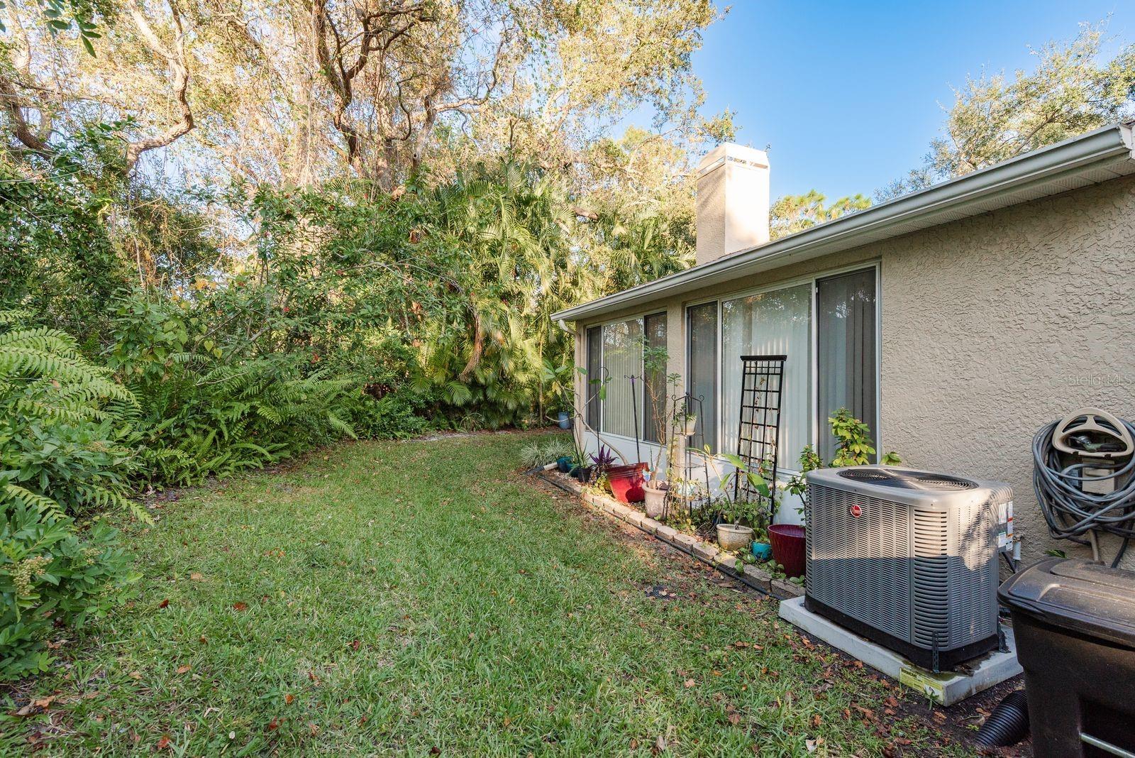 Image 27 of 31 For 4671 Tudor Lane