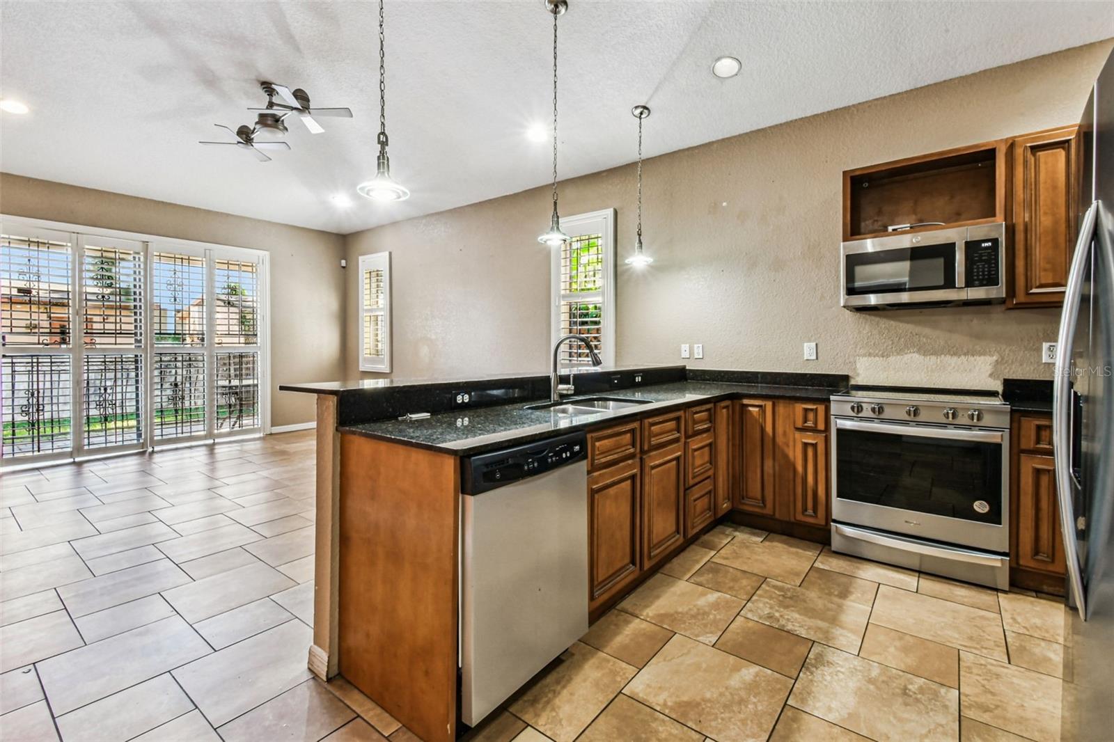 Image 12 of 72 For 7215 Duncan Avenue