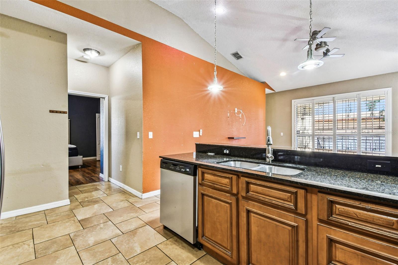 Image 13 of 72 For 7215 Duncan Avenue