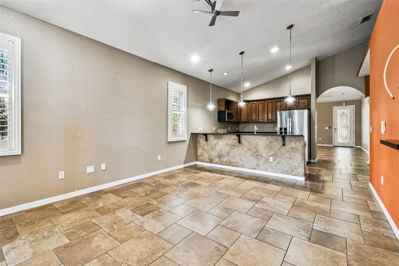 Image 21 of 72 For 7215 Duncan Avenue