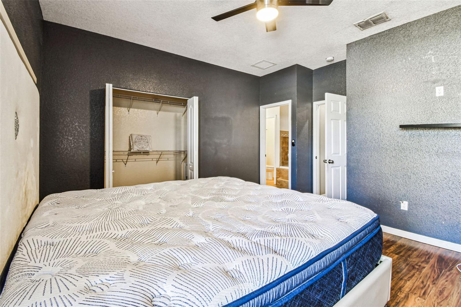 Image 37 of 72 For 7215 Duncan Avenue