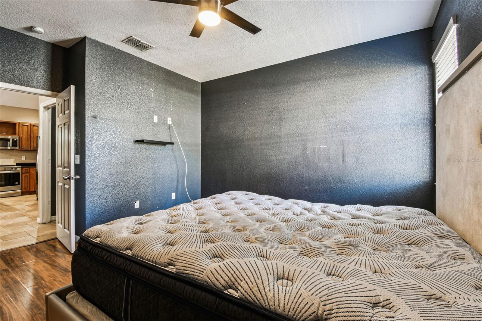 Image 38 of 72 For 7215 Duncan Avenue