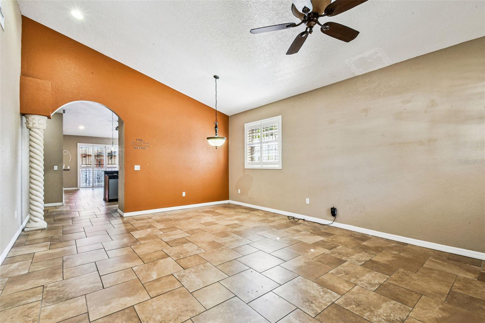 Image 8 of 72 For 7215 Duncan Avenue