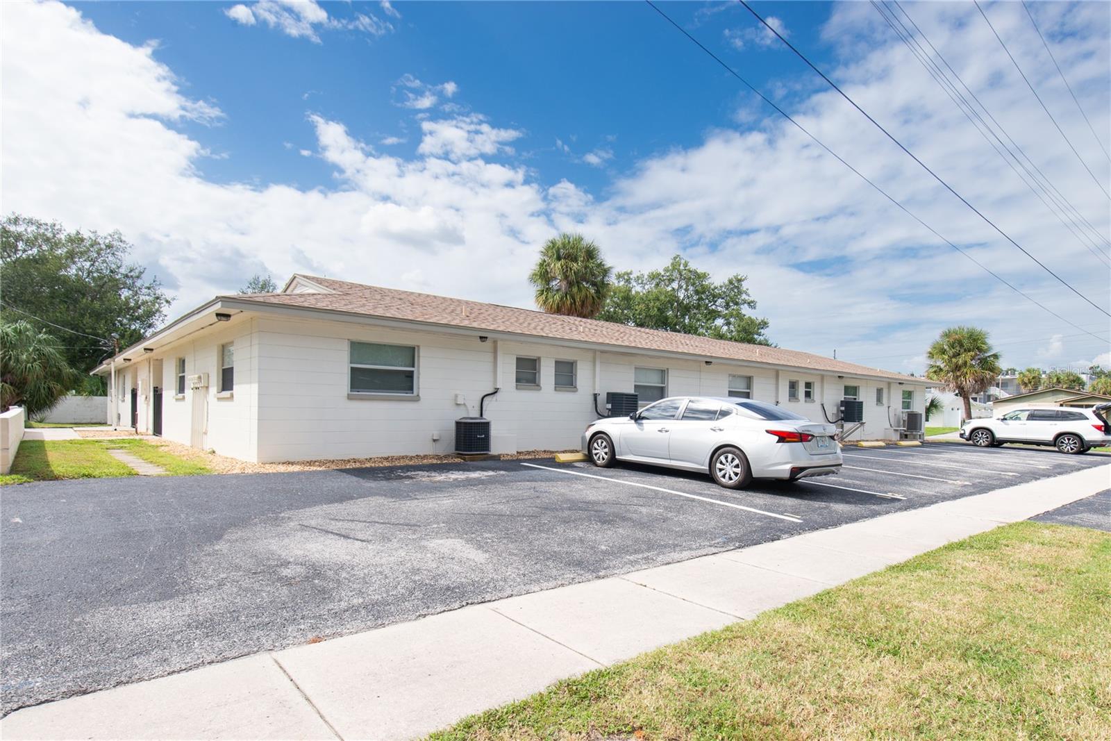 Image 17 of 30 For 500 75th Avenue N