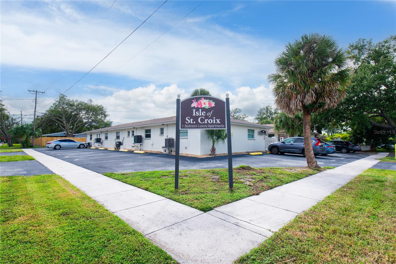 Image 3 of 30 For 500 75th Avenue N