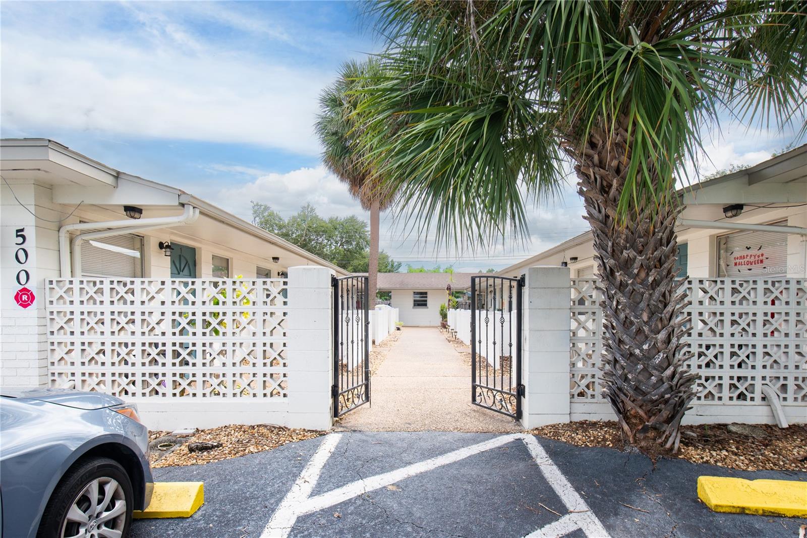 Image 4 of 30 For 500 75th Avenue N