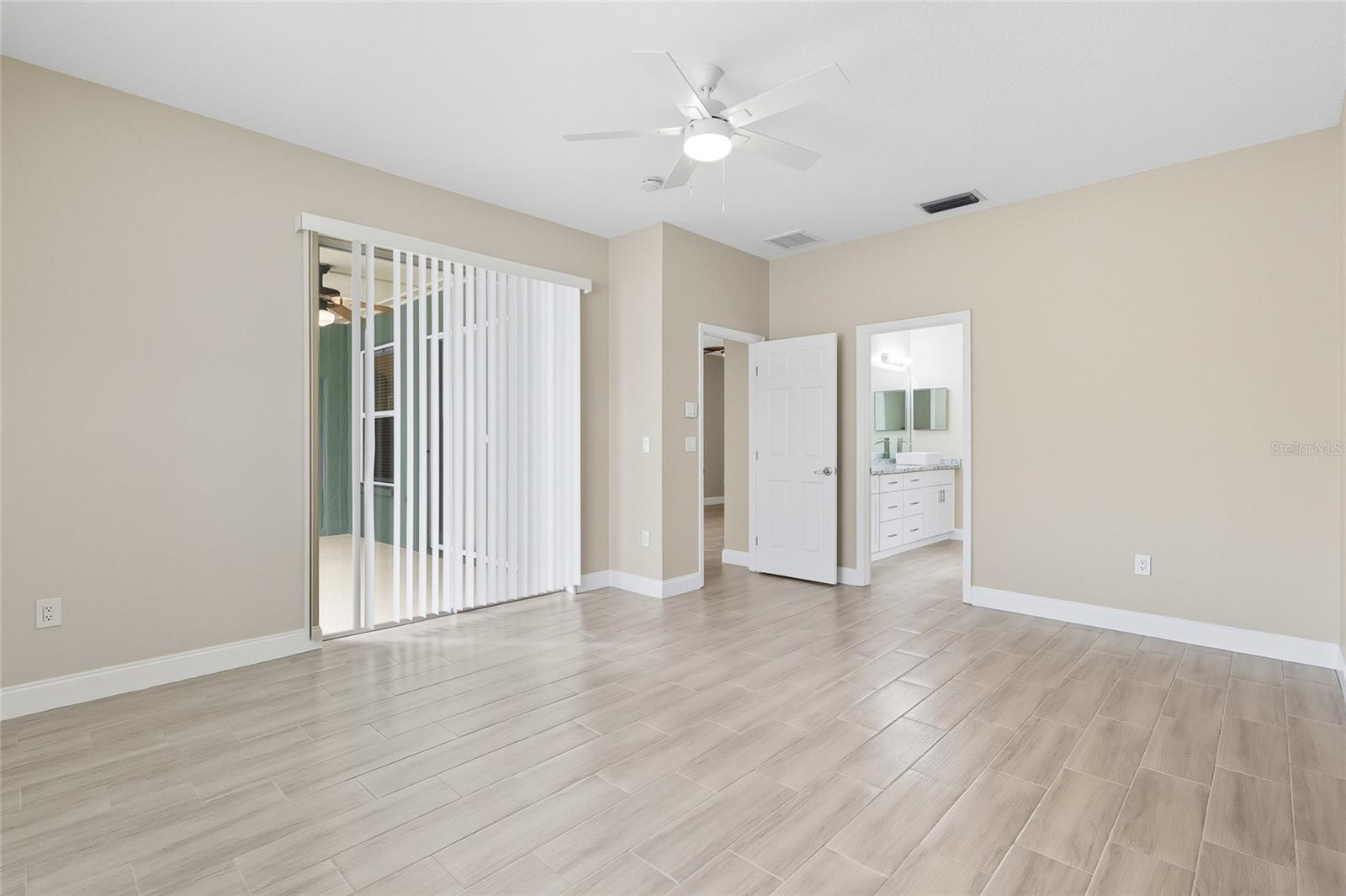 Image 16 of 39 For 4423 Gentrice Drive