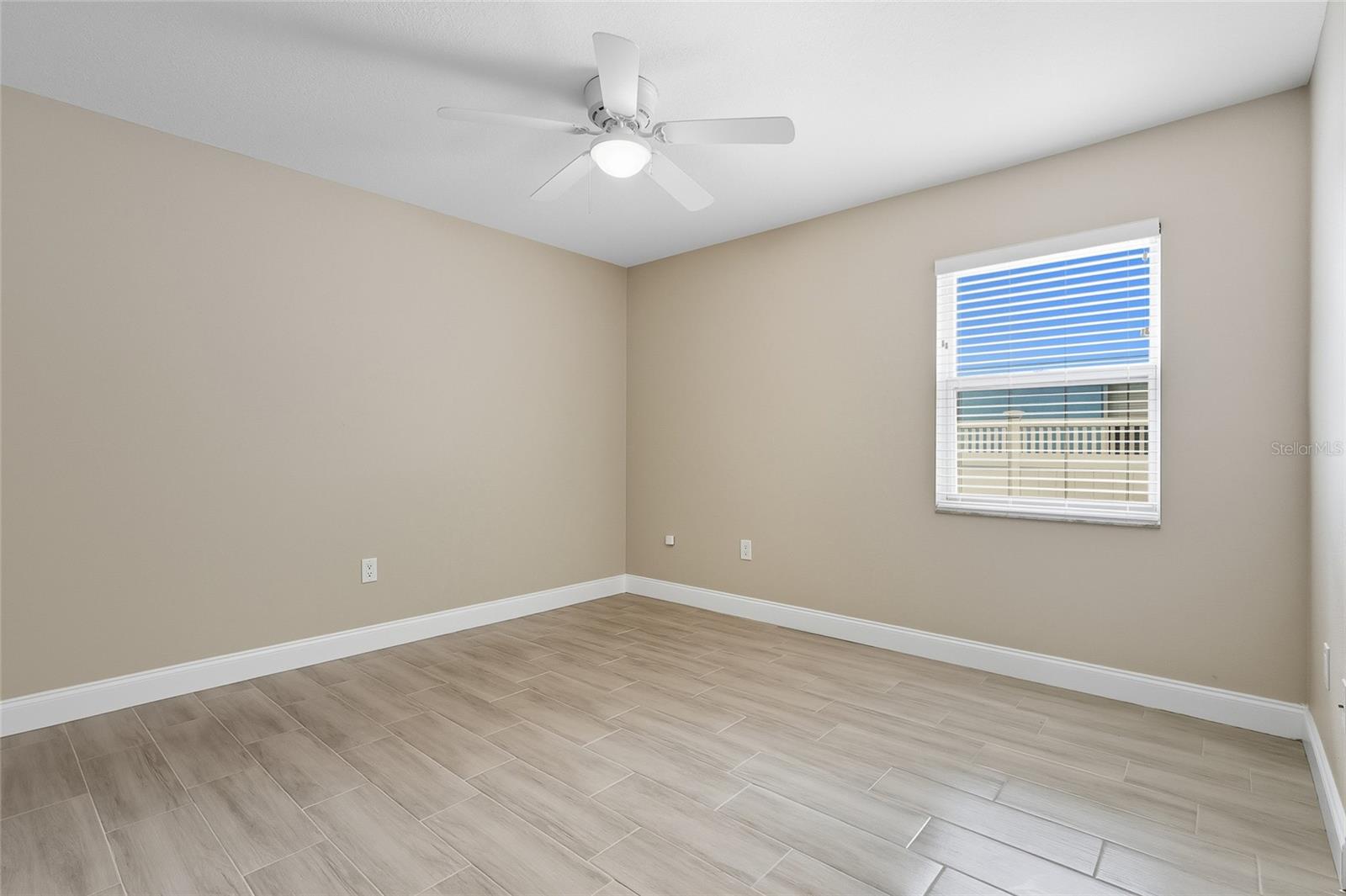 Image 27 of 39 For 4423 Gentrice Drive