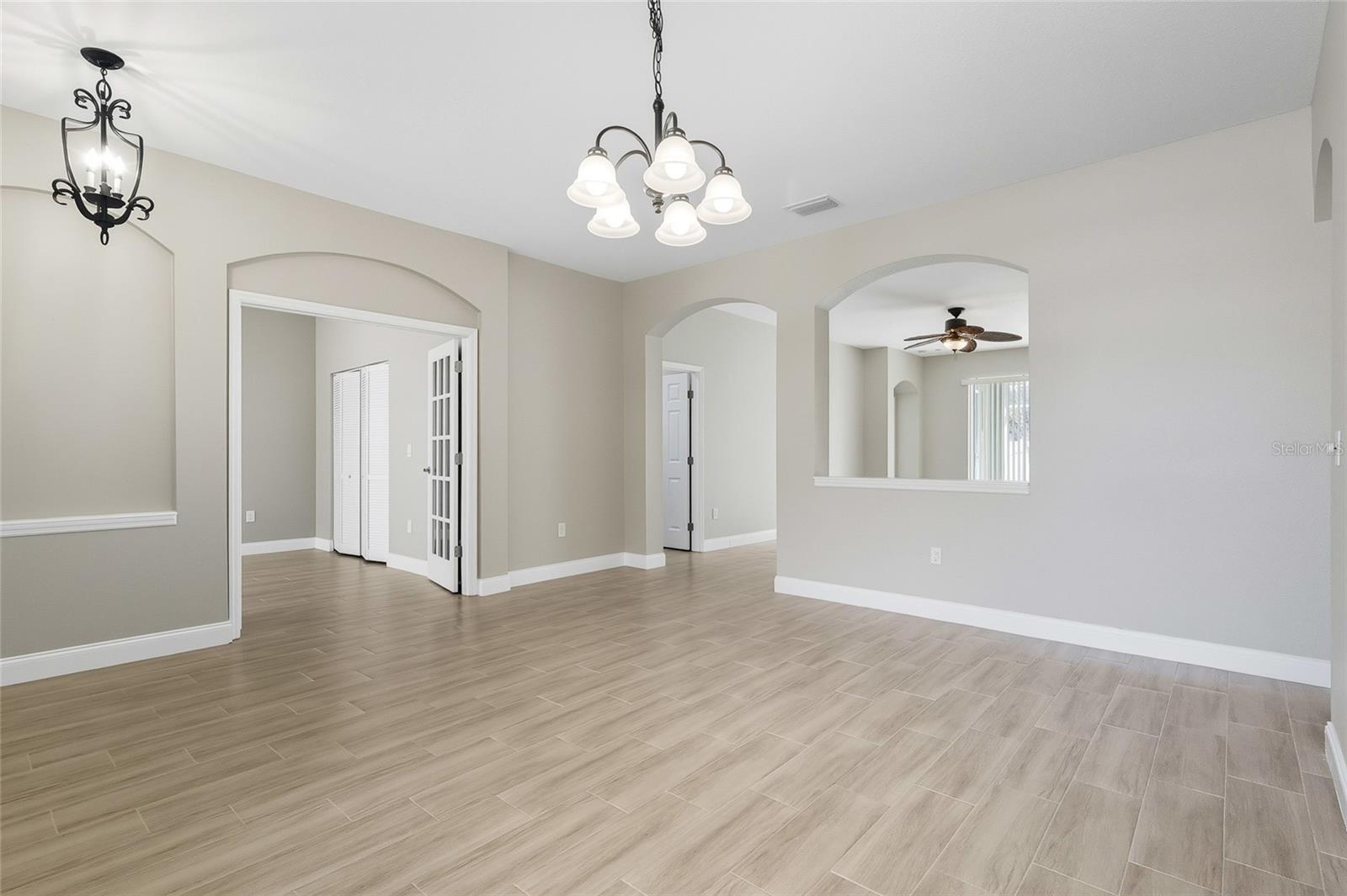 Image 6 of 39 For 4423 Gentrice Drive