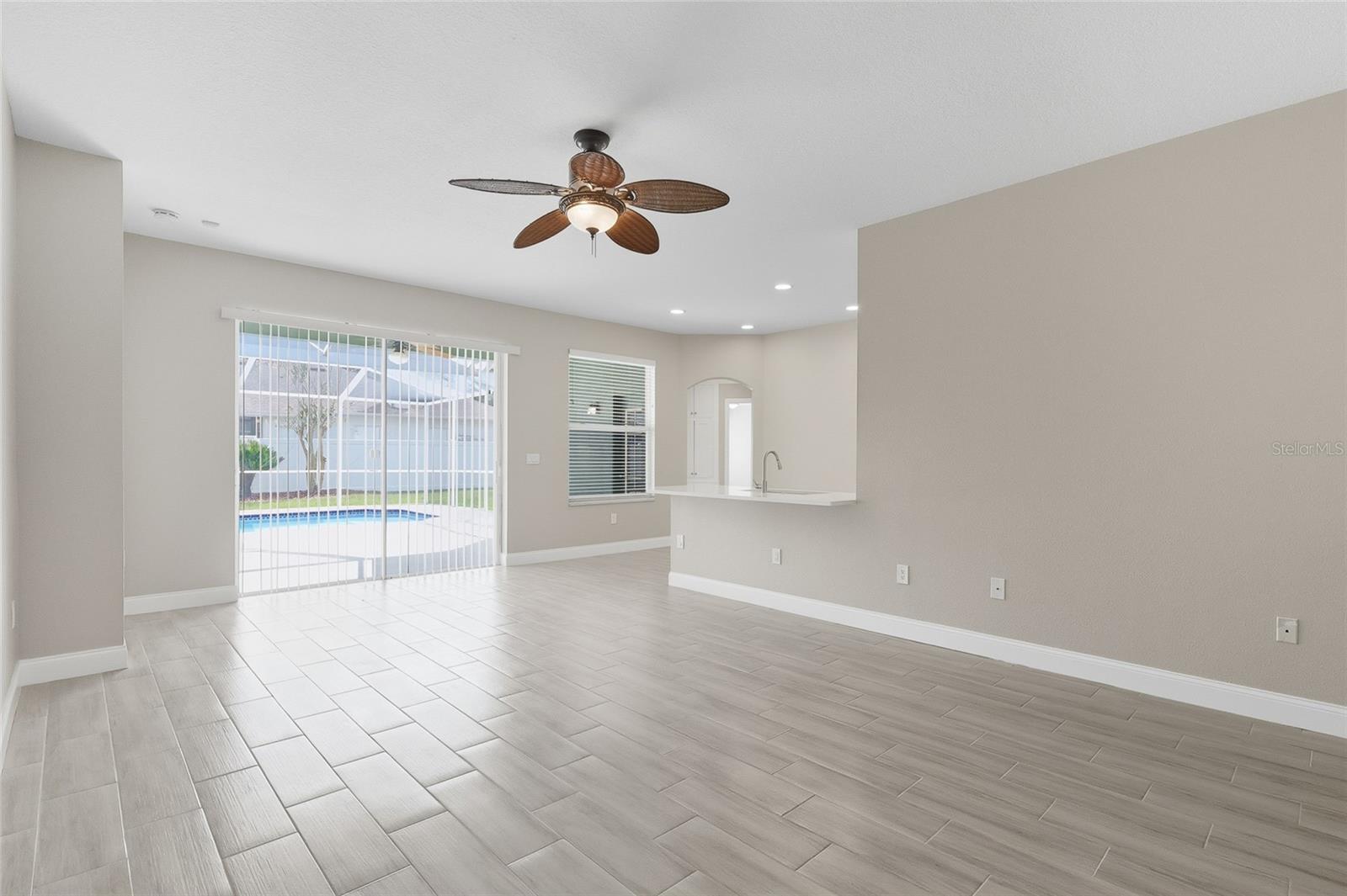 Image 7 of 39 For 4423 Gentrice Drive